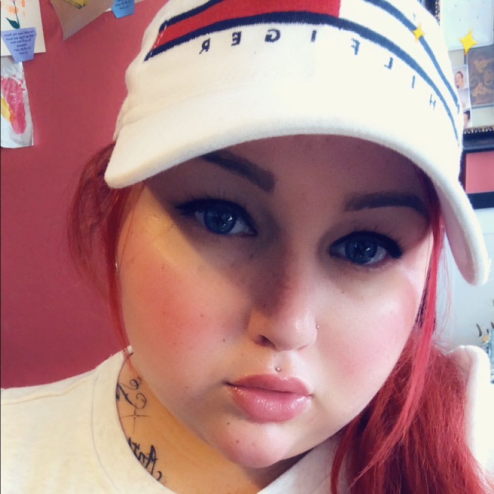 Meet your Posher, Destiney